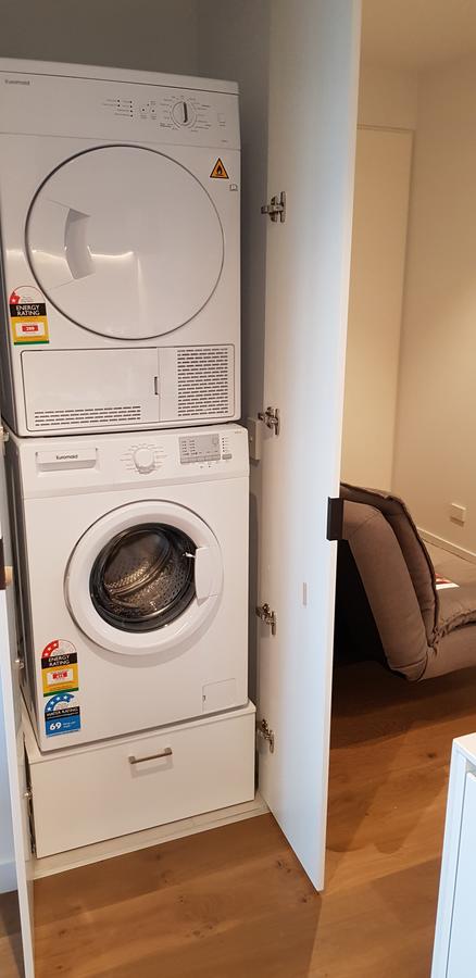 Ivanhoe Apartments - New Castle Holiday 6