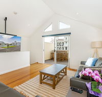 Beach Belle - New Castle Holiday