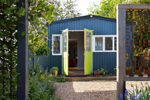 The Blue Barn - New Castle Holiday 1