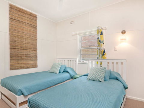 The Blue House - Flat Walk To River And Beach - New Castle Holiday 2