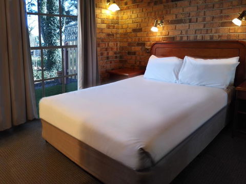 The Carrington Inn - Bungendore - New Castle Holiday 3