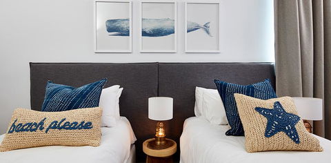 The Clovelly Hotel - New Castle Holiday 2