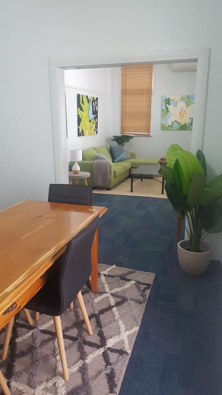 The Cottage - New Castle Holiday 1