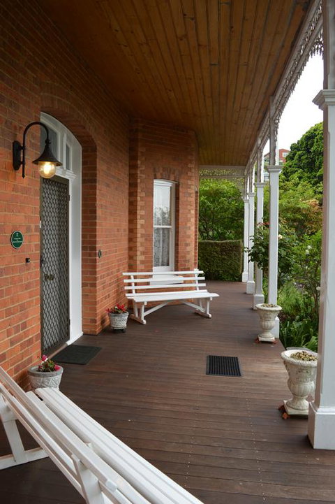 The Dragonfly North West - New Castle Holiday 0