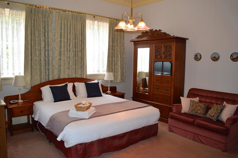 The Dragonfly North West - New Castle Holiday 2