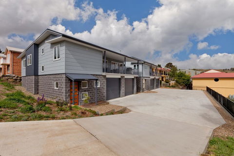 The Elements East - Jindabyne - New Castle Holiday 0