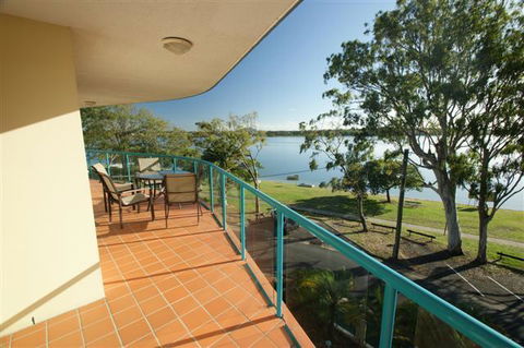 The Esplanade Holiday Apartments - New Castle Holiday 0