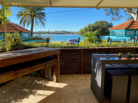The Esplanade Holiday Apartments - New Castle Holiday 3
