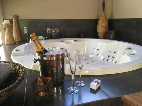 The Edge Villa - New Castle Holiday 3