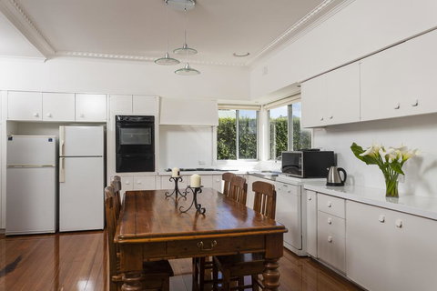 The Farm House - New Castle Holiday 2