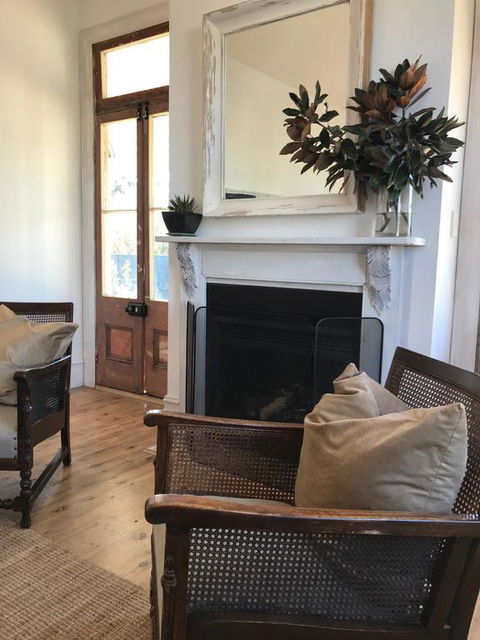 THE GABLES MUDGEE - New Castle Holiday 3