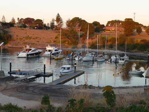 The Hideaway - New Castle Holiday 0