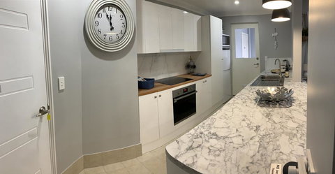 The Hutt - New Castle Holiday 2