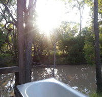 The Laurels of Chinchilla - New Castle Holiday