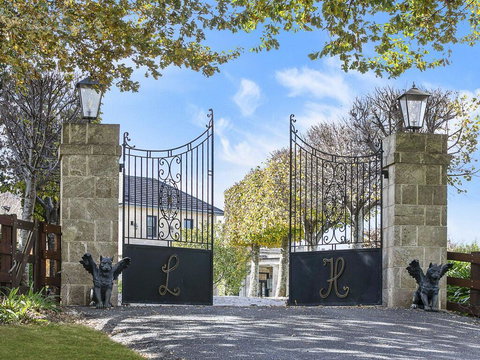 The Lodge @ Linden Hall - New Castle Holiday 2