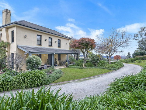 The Lodge @ Linden Hall - New Castle Holiday 1