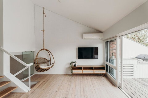 The Loft - New Castle Holiday 0