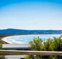 The Love Shack - New Castle Holiday