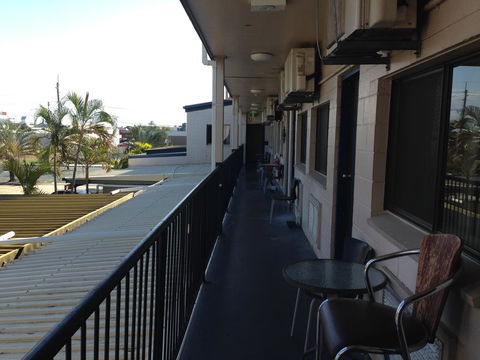 The Metropolitan Hotel - New Castle Holiday 2