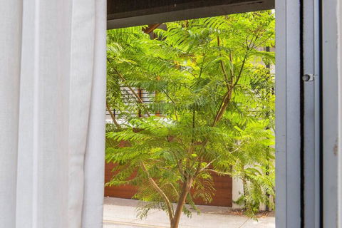The Nest - Homely Escape In Northbridge And Large Roof Terrace - New Castle Holiday 1