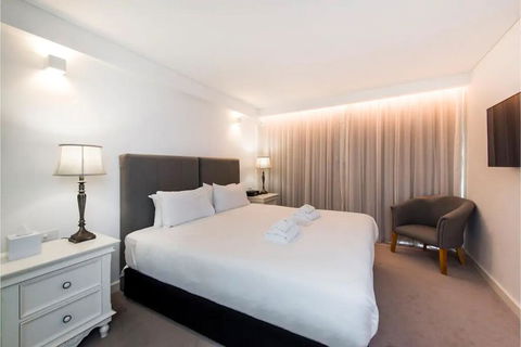 The Nest - Stylish Modern Room With Rooftop Terrace - New Castle Holiday 0