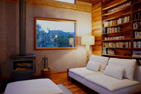 The O Retreat - New Castle Holiday 2