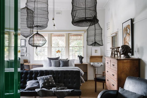 The Oxford - New Castle Holiday 0