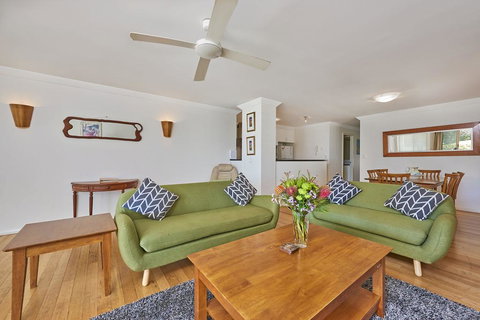 The Palms 2 @ Clarkes Beach - New Castle Holiday 1