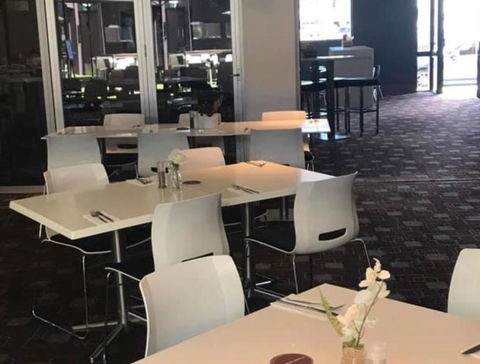 The Premier Hotel Broadmeadow - New Castle Holiday 1
