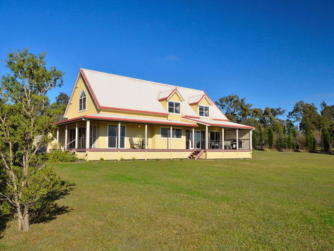 The Residence @ Elbourne Wines - New Castle Holiday 0