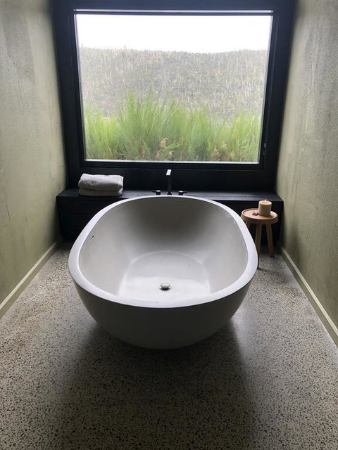 The Retreat - New Castle Holiday 3