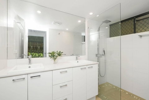 The Rocks Resort, Unit GA - New Castle Holiday 2