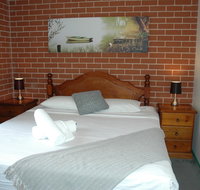 The Roseville Apartments - New Castle Holiday