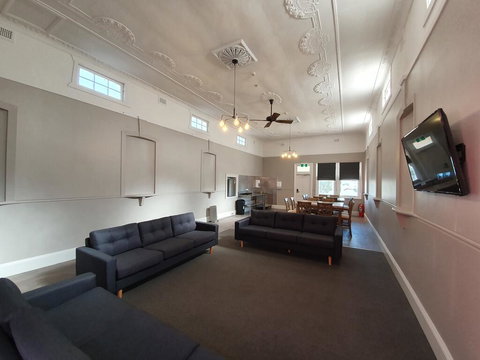 The Royal Hotel - New Castle Holiday 3