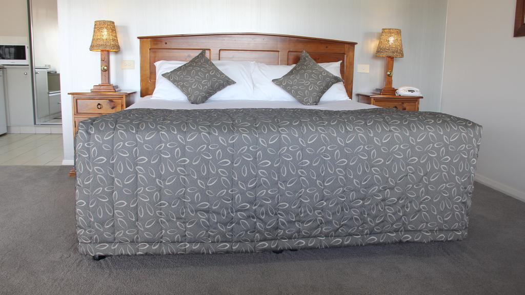 Coomealla NSW New Castle Holiday