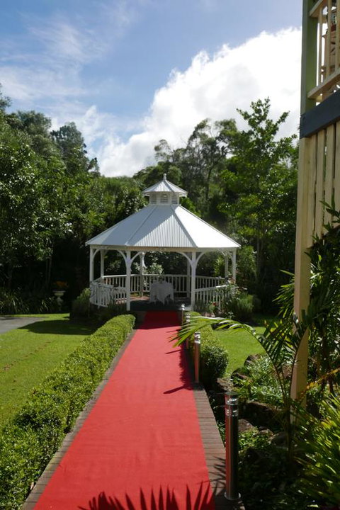 The Sanctuary At Springbrook - New Castle Holiday 2