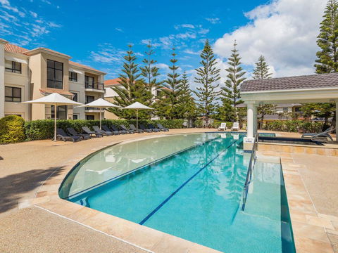 The Sands 60/20 Pacific Parade - New Castle Holiday 2