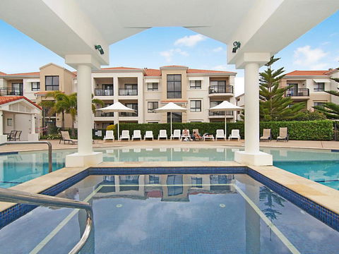 The Sands 60/20 Pacific Parade - New Castle Holiday 0