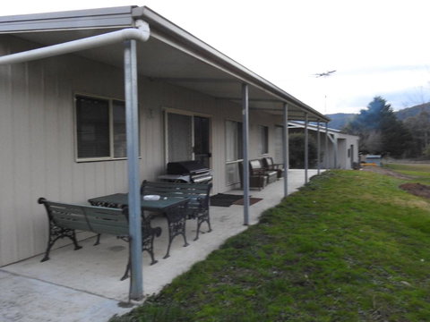 The Shack - New Castle Holiday 2