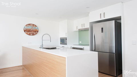 The Shoal Apartments, Unit 202/4-8 Bullecourt Street - New Castle Holiday 1