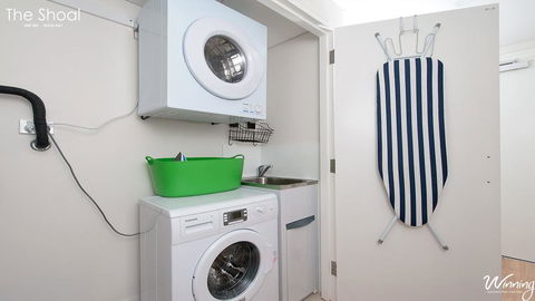 The Shoal Apartments, Unit 202/4-8 Bullecourt Street - New Castle Holiday 2