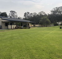 The Shouse - New Castle Holiday