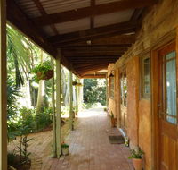 The Stables - New Castle Holiday