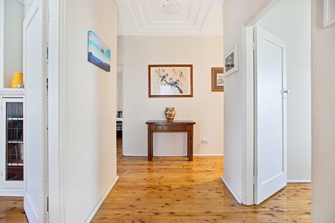 The Summit House - New Castle Holiday 2