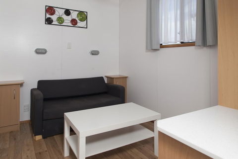 The Sundowner Cabin & Tourist Park - New Castle Holiday 2