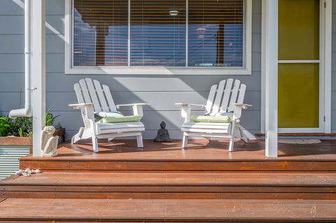 The Surf Shack - New Castle Holiday 1