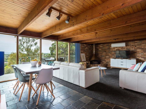 The View - New Castle Holiday 1