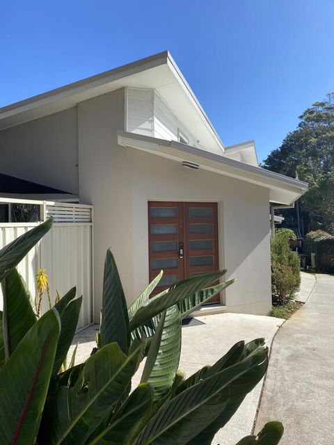 The Villa Shelly Beach - New Castle Holiday 1