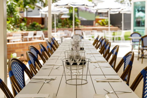 The Waterloo Bay Hotel - New Castle Holiday 3