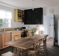 The White House - New Castle Holiday